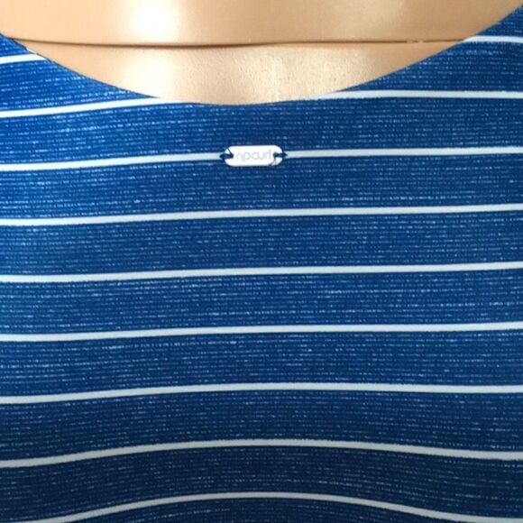 Rip Curl blue stripe plunge neck cheeky swimsuit. New - Picture 10 of 12